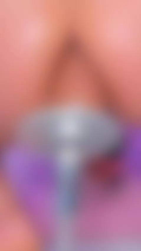 big dildo in ass ❤️‍🔥🥵👅💦😈🍆 by paolaarodriguez