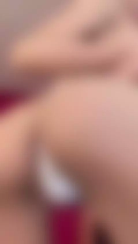 Follow me on my broadcasts

https://stripchat.com/Maaickluna... by miackluna