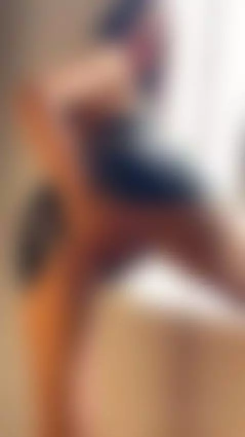 Hmm, come to me by chaneladamss