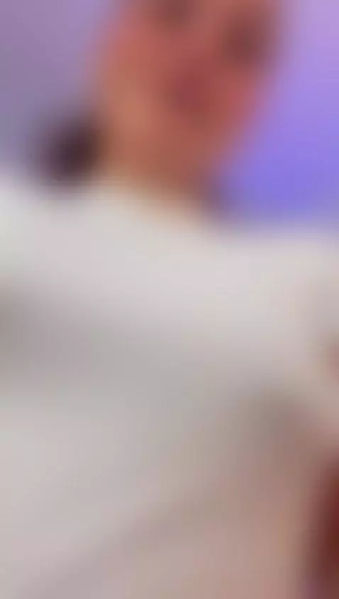 Come to dress in my room by scarlettwet9