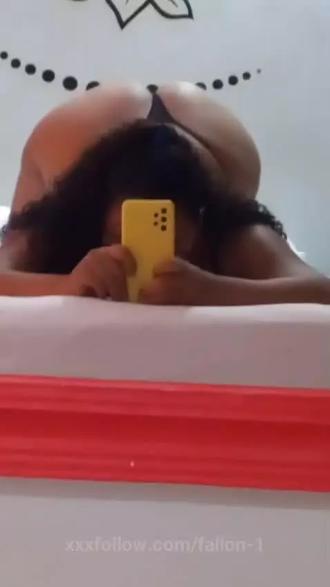 My big tail 🥵🔥 by fallon-1