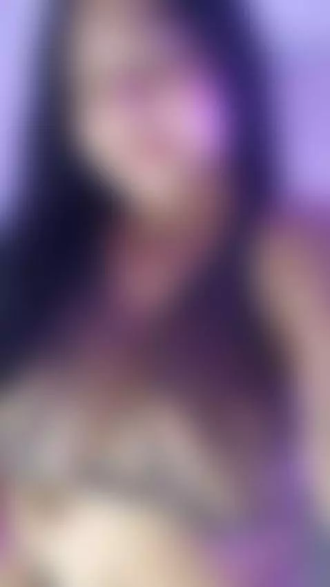 Between my giant tits I want your cock 🍆🤤 by fallon-1