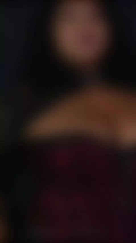 🌘 The vampire who turns your dreams into desire by fallon-1