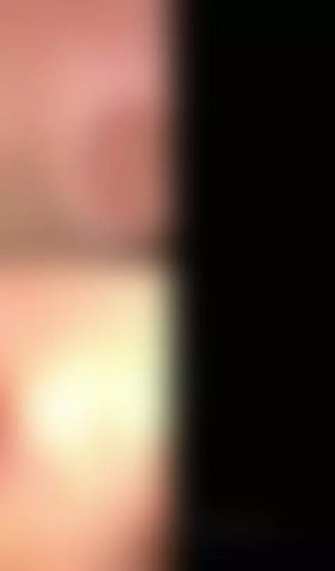 Can’t stop touching these tits… bet you can’t either 😈 by nickiipeach