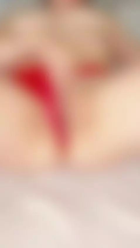 My fingers were hungry and my pussy was dripping 😈💦 by nickiipeach