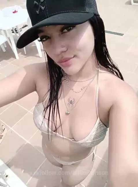 estoy doblemente mojada ... mmmm by billiejhonson