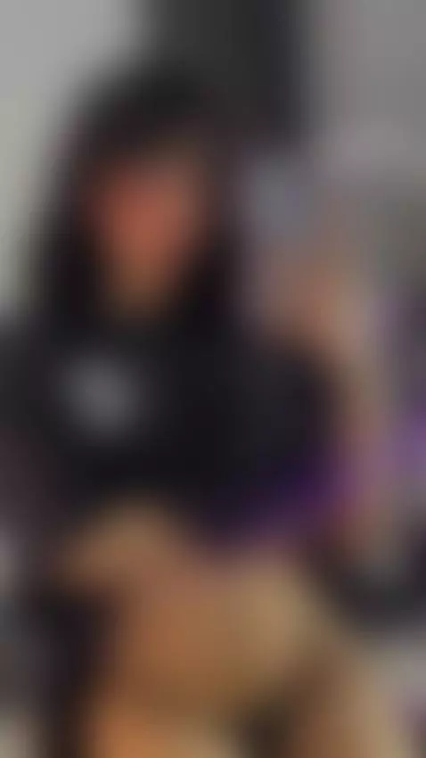 “Exclusive content for true fans only 💖” by ravenj25