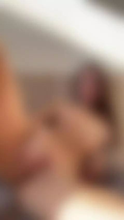 You can fuck me but you have to give me a creampie by carlamarini