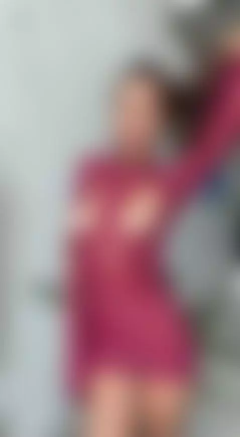 I’m your cute teen girl next door with a dirty mind by carlamarini