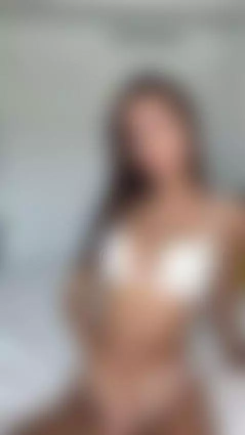 I want your hot cum on my tongue by carlamarini