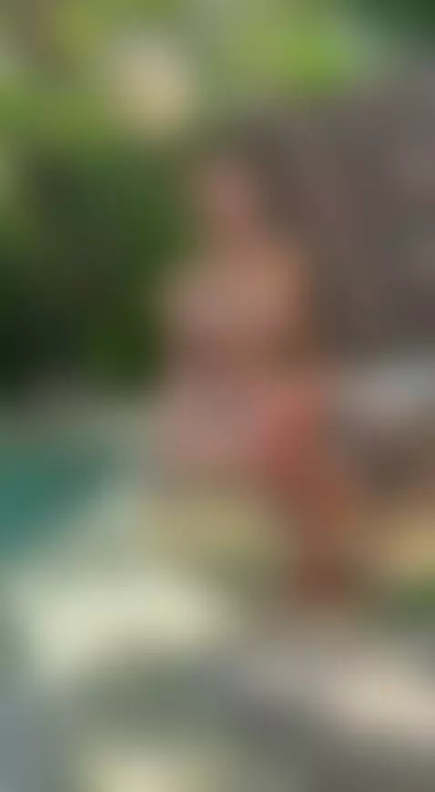 I love it when you caress my whole body with your dripping c... by carlamarini