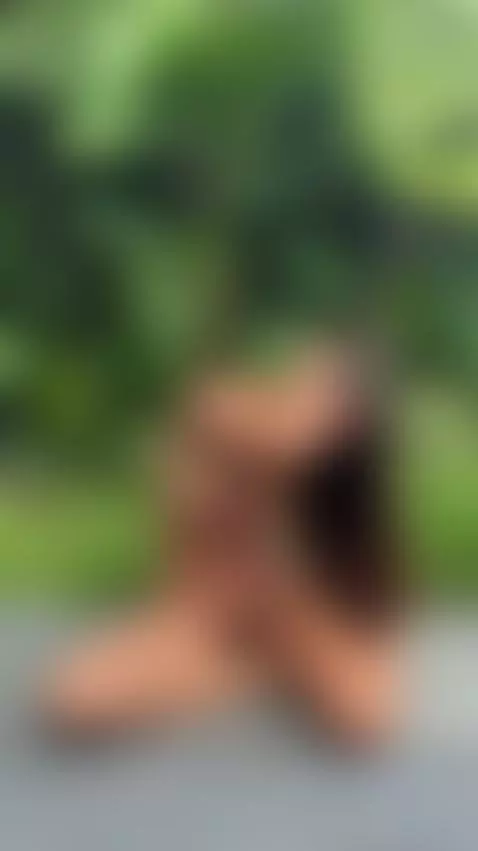 Showing my naked body without pretending to be shy before th... by carlamarini
