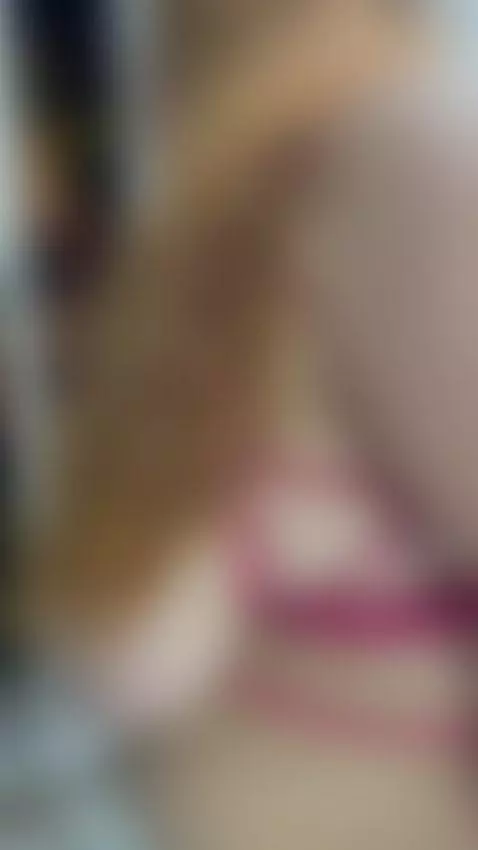 Come to the window to enjoy my big tits like my neighbors! by jenaacooper