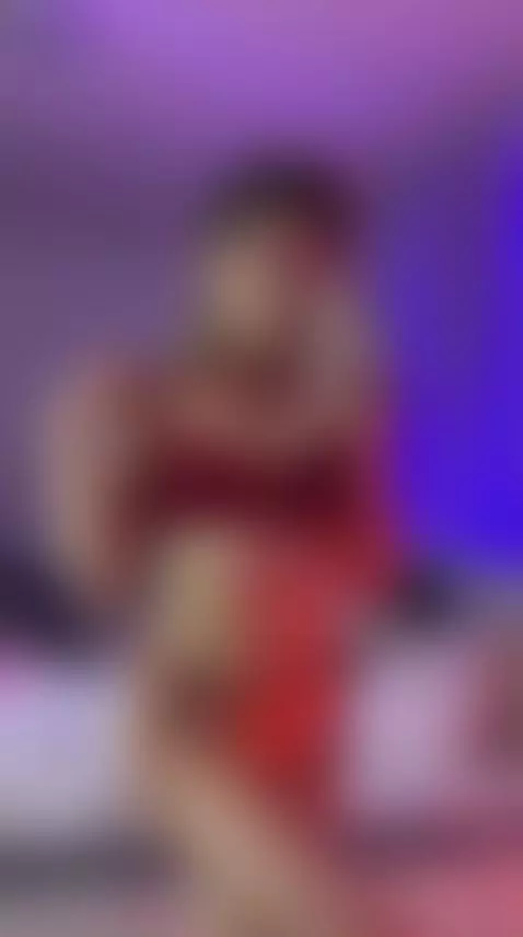 Guess what they said I should never share… 👀💬 by katiefoxofficial