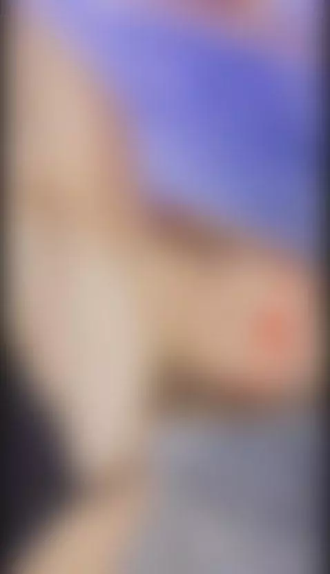 Why don't you give me a gentle, subtle massage on my big tit... by alicestonee