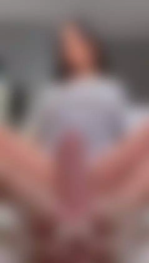 Delicious footjob  😋 by bambiluv1