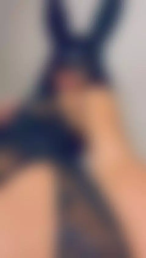 Dangerous ... but addictive 🥵 by kandyy-brown