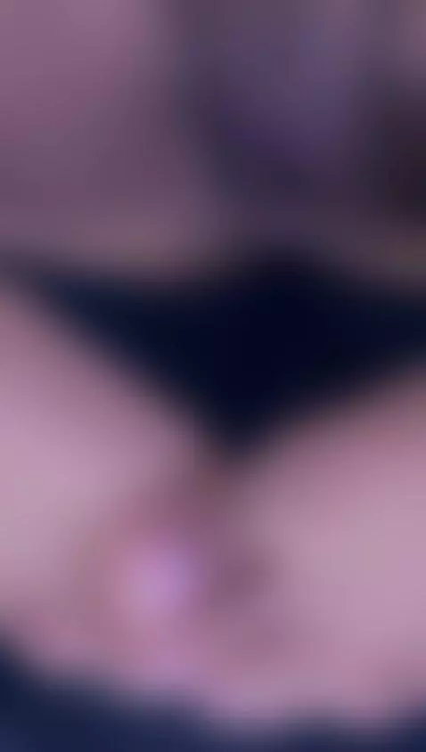 Shall I masturbate you with my pretty feet? by kandyy-brown