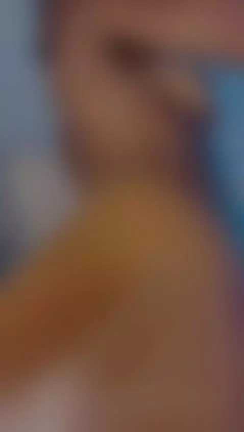 I want you to cover my body with oil by kandyy-brown