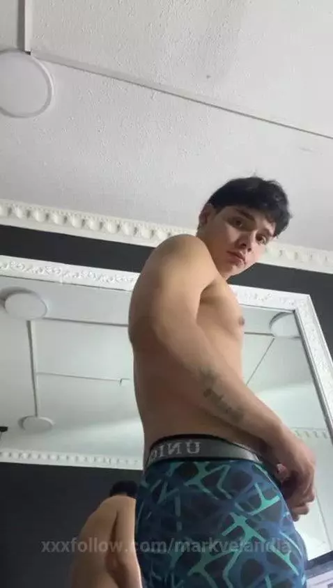 do  like blue ? by markvelandia