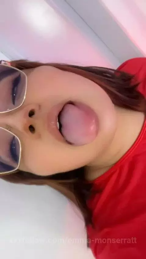 Do u like games? 🤤🔥Live now🔥 by emma-monserratt