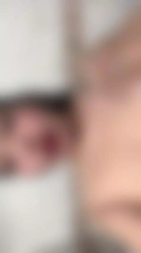 👀 Can’t Resist Me by emma-monserratt