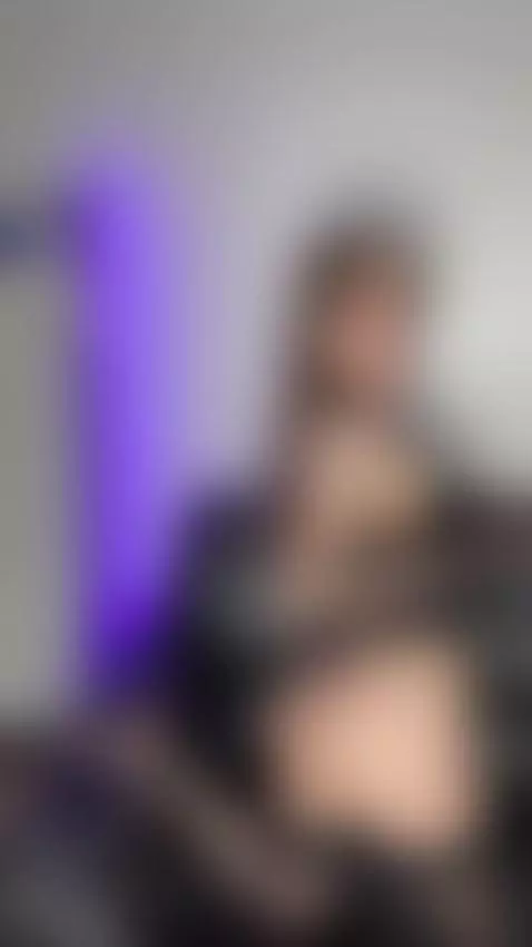 😘 Watch closely… this is art by cherylboom