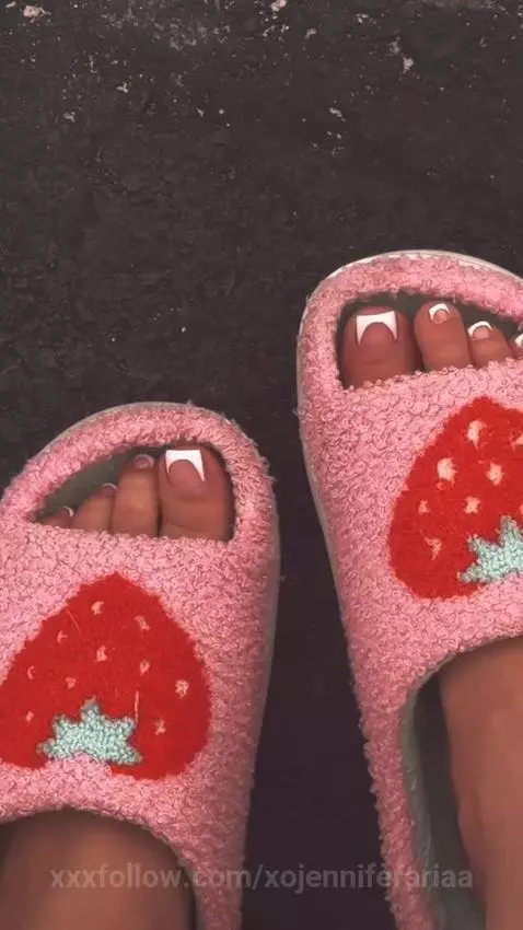 pretty toes 💋 by xojenniferariaa