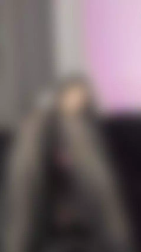 Treat me good and rough Daddy by daissyy