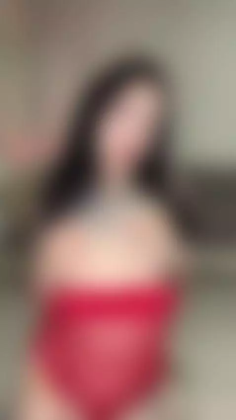 Slaying with my sexy vibes by daissyy