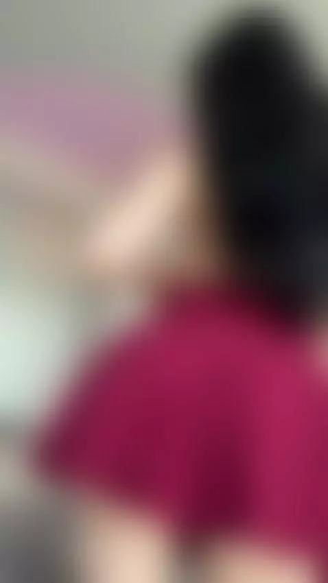 This pretty slut is ready to take every inch by daissyy