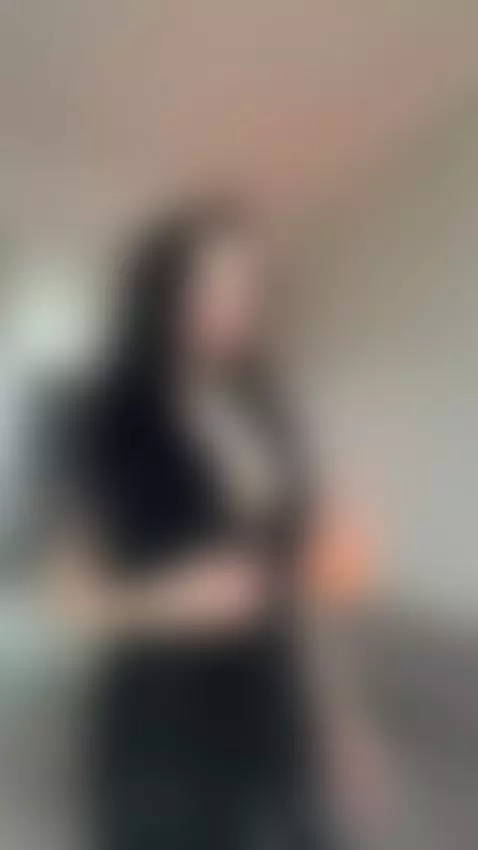 Older men here who want to fuck me raw? 🍒 by daissyy