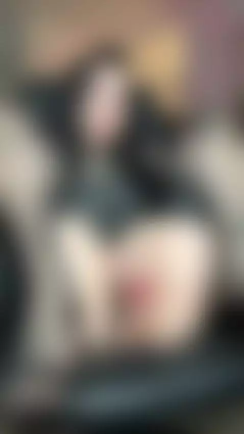 Time to showcase my irresistible charm by daissyy