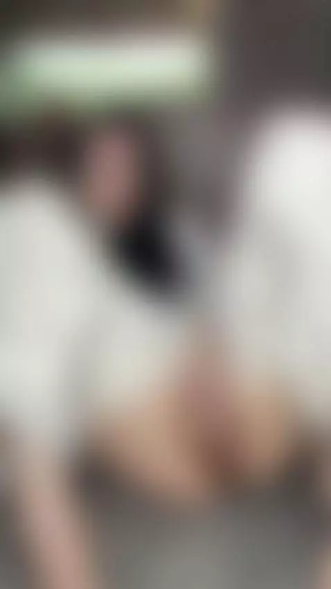 I think your tongue would feel amazing against my body. 👅 by daissyy