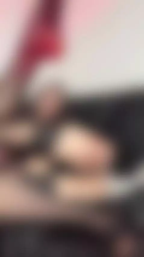 I want you to lick my sexy feet by daissyy