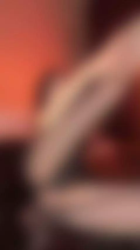 Do these pantyhose make me look good? by daissyy