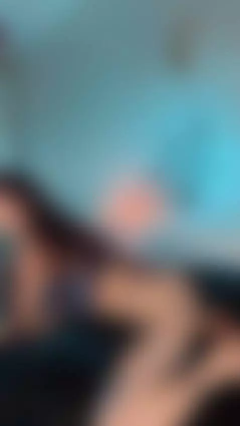 my favorite pose🍑💙 by daissyy