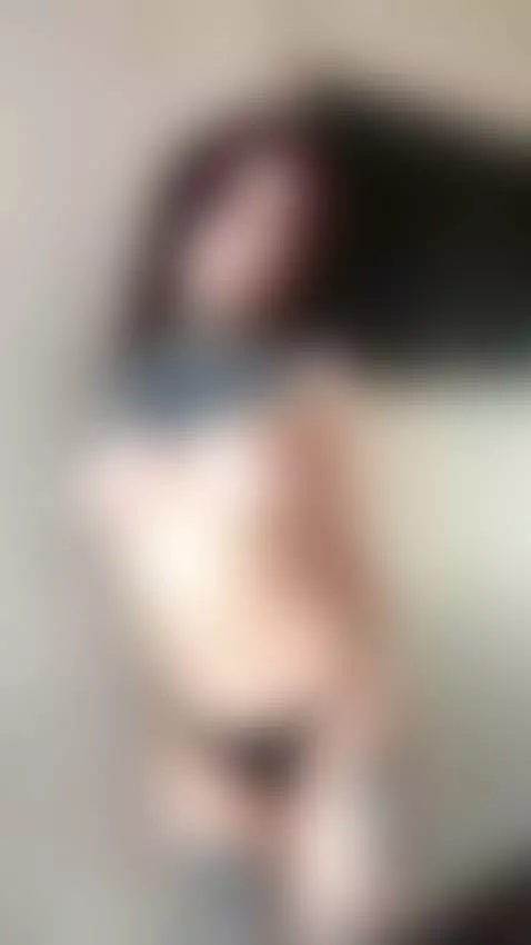 goth girl with squashes🍒🖤 by daissyy