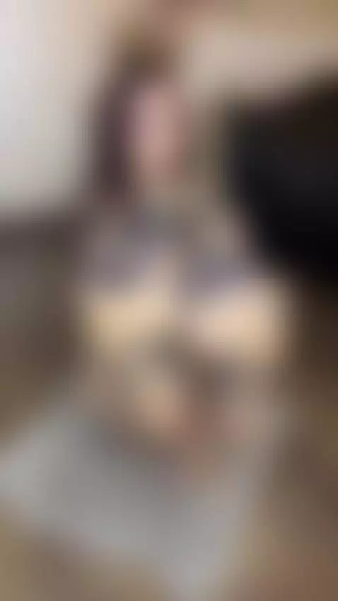 Do you dream of licking all the holes of a goth slut?😈 Join ... by daissyy