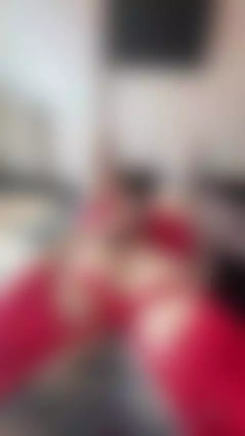 Red lace, alone in my room💋lets chat on OF by daissyy