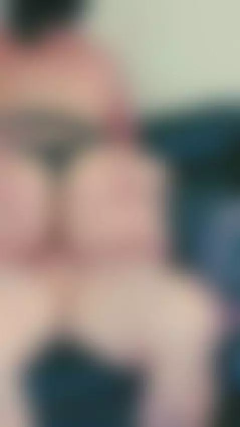 Full video avaiable 
Pay to  unlock! Watch me slide up and d... by breeannnicolexo