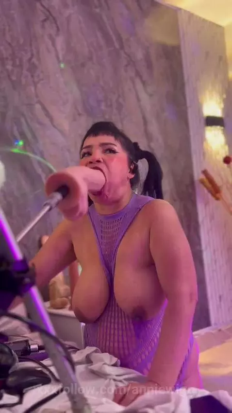 an uncontrolled fuck of my machine against my mouth by anniewigg