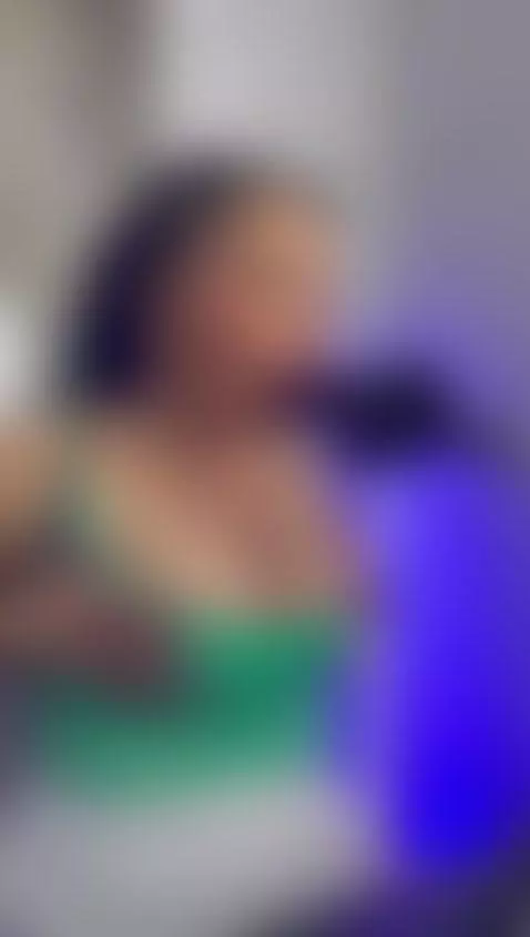 Challenge: swallow this dildo all the way down. Are you comi... by anniewigg