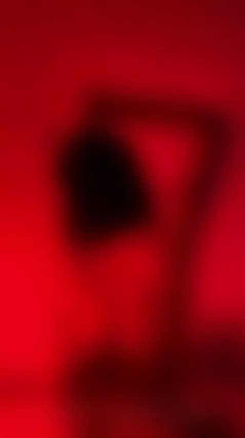 UNA PERRA DIABLITA MONTANDO UN JUGUETICO RICO by petrovakathx