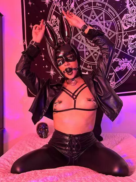 BLACK BUNNY LOVES TO RIDE BLACK COCK by petrovakathx