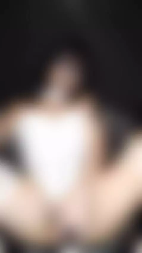 MASTURBANDOME RICO CON ESTE CORSET BLANCO by petrovakathx