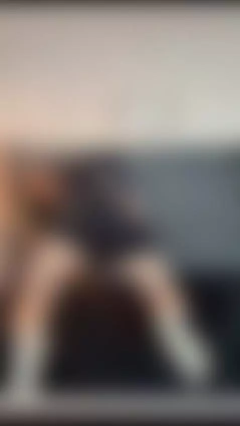 hard spankings to leave my entire body marked 😏😏 by anya-belth