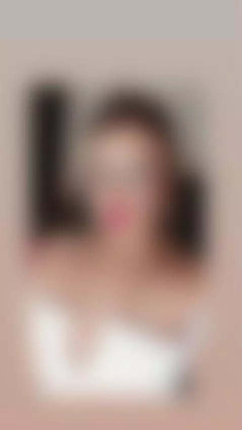 online by karlaliones99