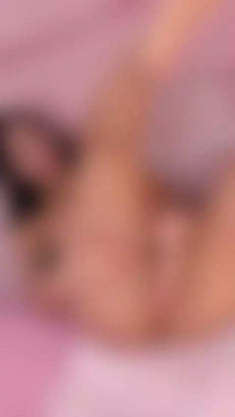 What are you waiting for? 😈🔥 I have this and much more for y... by janah-myers