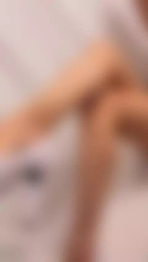 A sexy blonde by yurii-bkaze